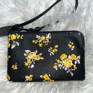 Coach yellow flower Wallet wristlet